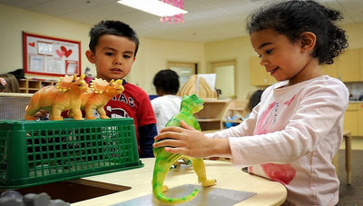 How to Choose Dinosaur Toys for Preschool Children