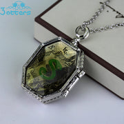 The Noble Collection Harry Potter Horcrux Locket - 3 Otters